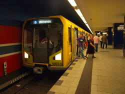 Berlin U-Bahn, station Osloer Straße, H-type train on U8 line.jpg